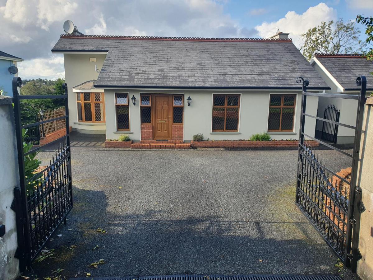 Hillcrest House Bed & Breakfast Carrick-on-Shannon Bagian luar foto