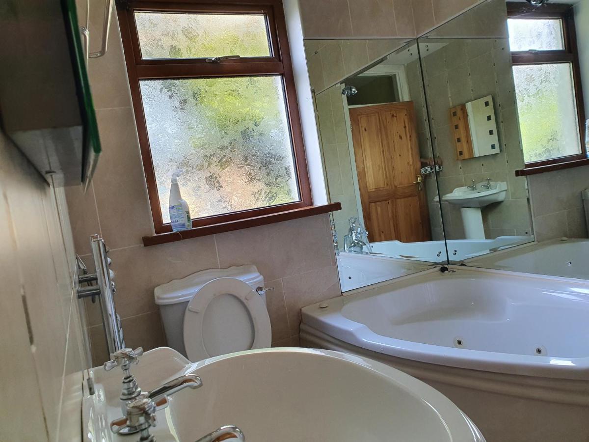 Hillcrest House Bed & Breakfast Carrick-on-Shannon Bagian luar foto